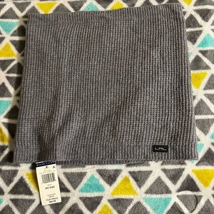 Neck warmer/scarf